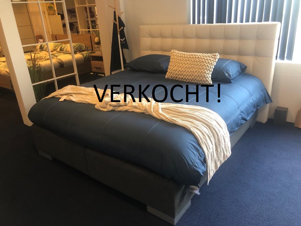 boxspring-grandeur.jpg-verkocht